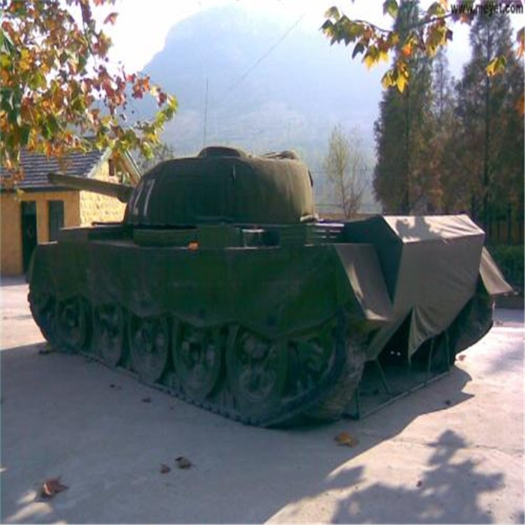 可克达拉大型充气坦克